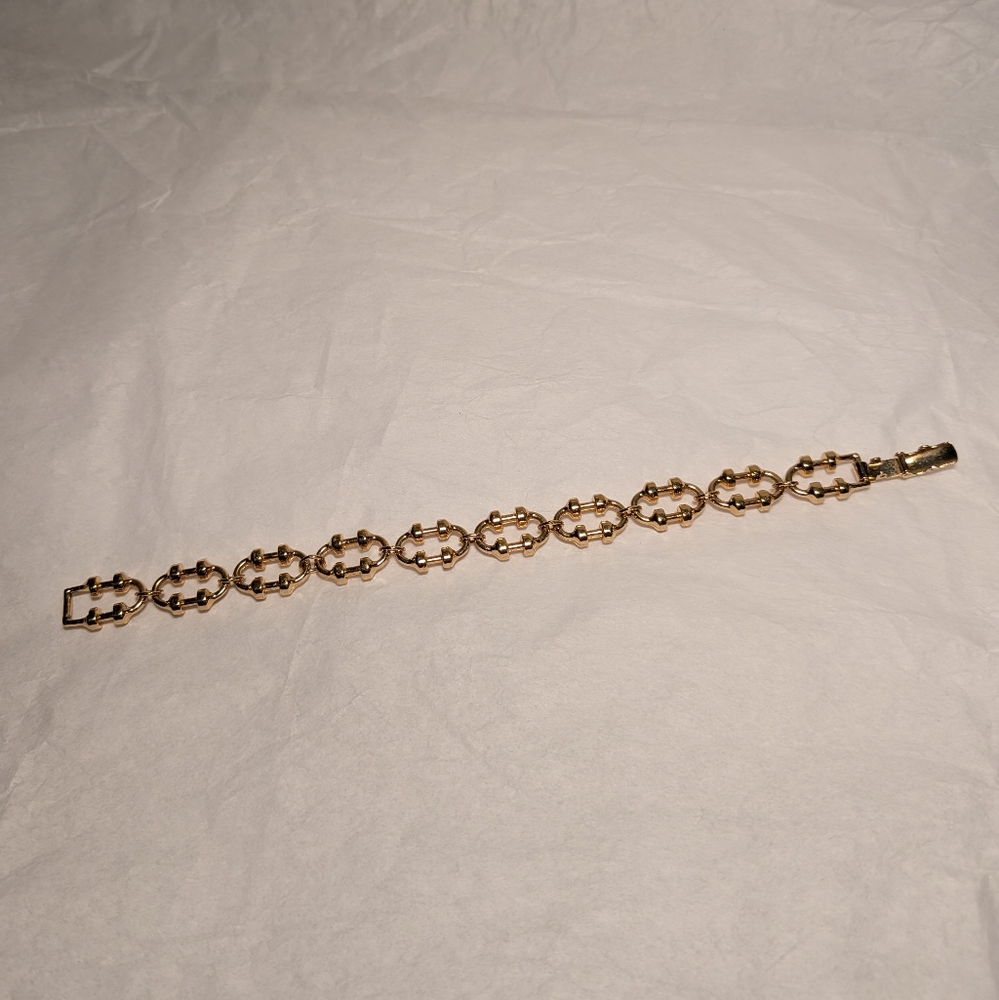 Vintage Avon Link Bracelet